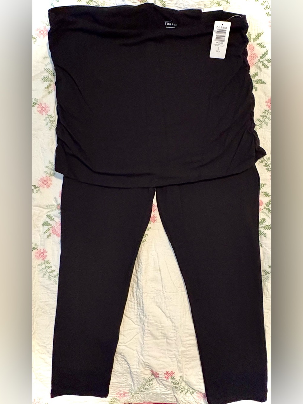 NWT Torrid Black Skirted Premium Leggings Size 3 (3X Plus Size 22-24)
